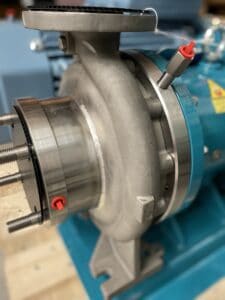 UTS-B Magnetic Drive Pumps for a High-Temperature Thermal Oil Application 1 A UTS-B magnetic drive pump with steam jacket for a high-temperature thermal oil application.